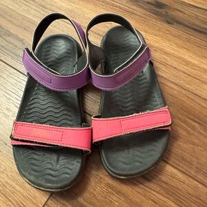 Girls Native Sandals size 11.5